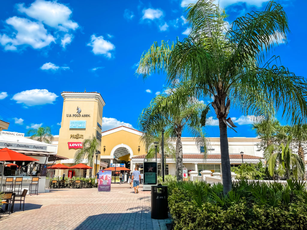 Orlando International Premium Outlets in Florida Center